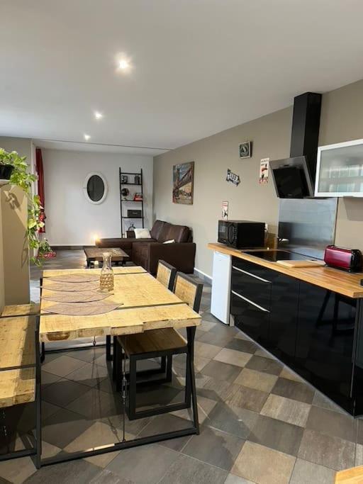 Ferienwohnung Grand Duplex De 80M2 Alençon Exterior foto