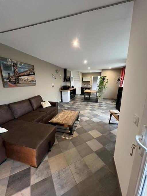 Ferienwohnung Grand Duplex De 80M2 Alençon Exterior foto
